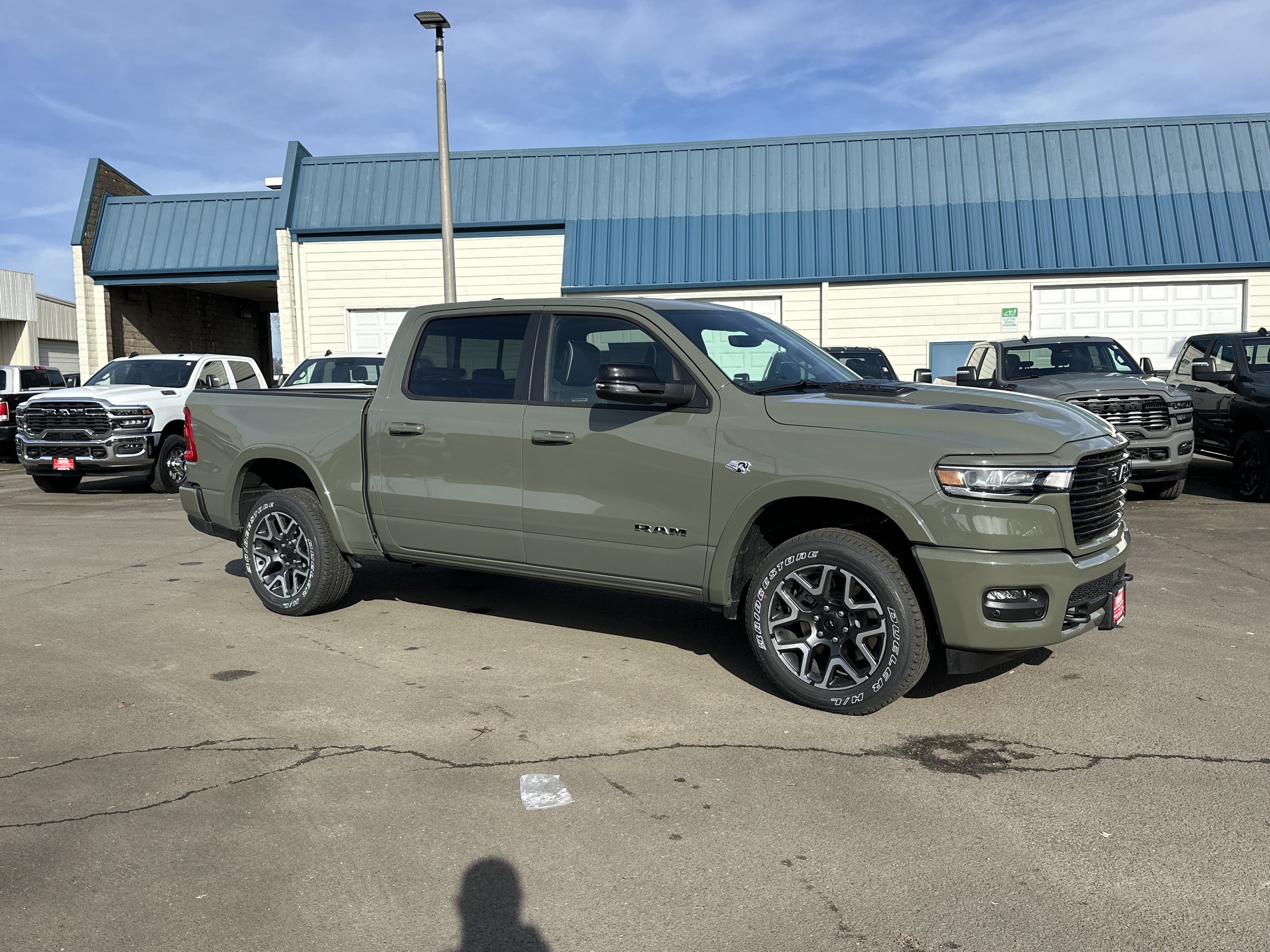 New 2026 RAM 1500 Laramie w/ Sport Appearance Package AWD/4WD image 7