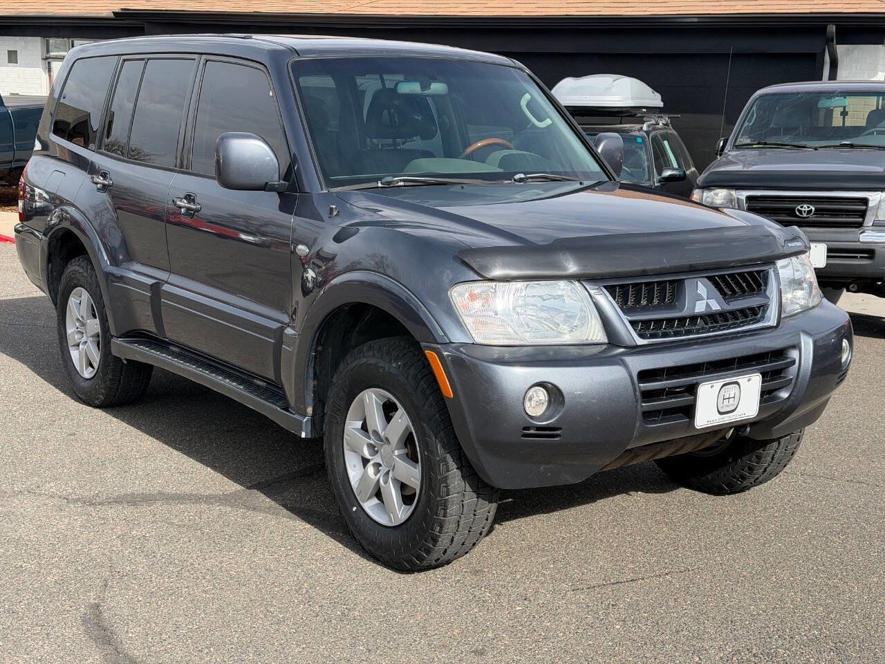 Used 2006 Mitsubishi Montero Limited image 24