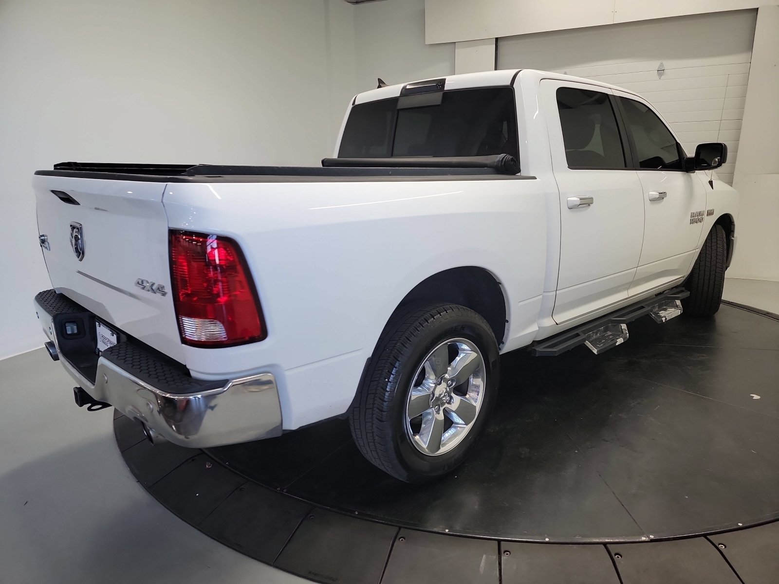 Used 2016 RAM 1500 Big Horn AWD/4WD image 9