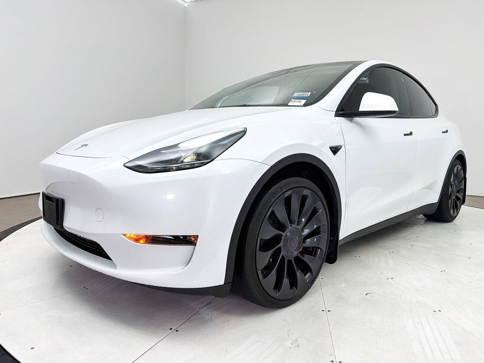 Used 2023 Tesla Model Y Performance AWD/4WD image 12