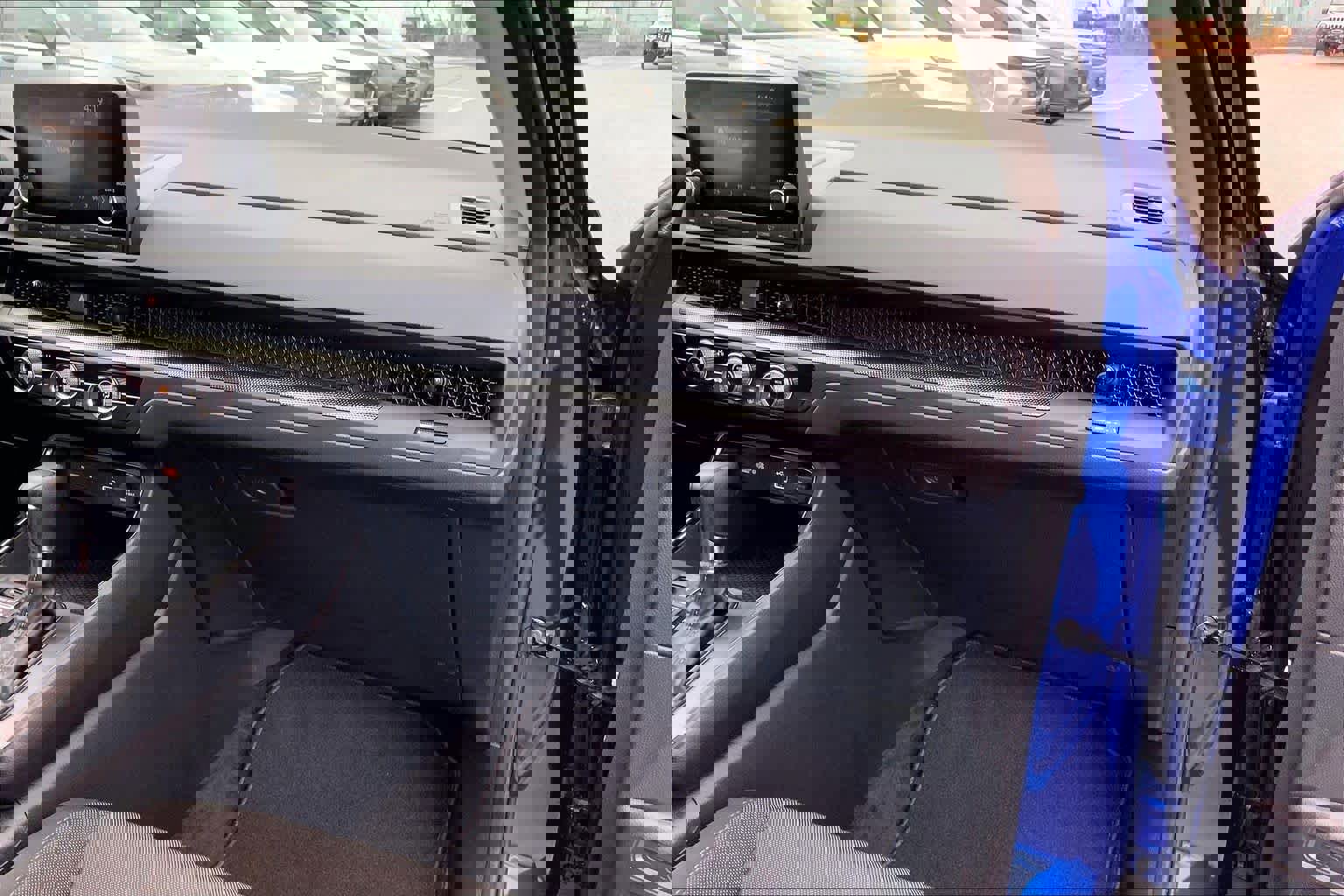 Used 2024 Honda CR-V LX image 19