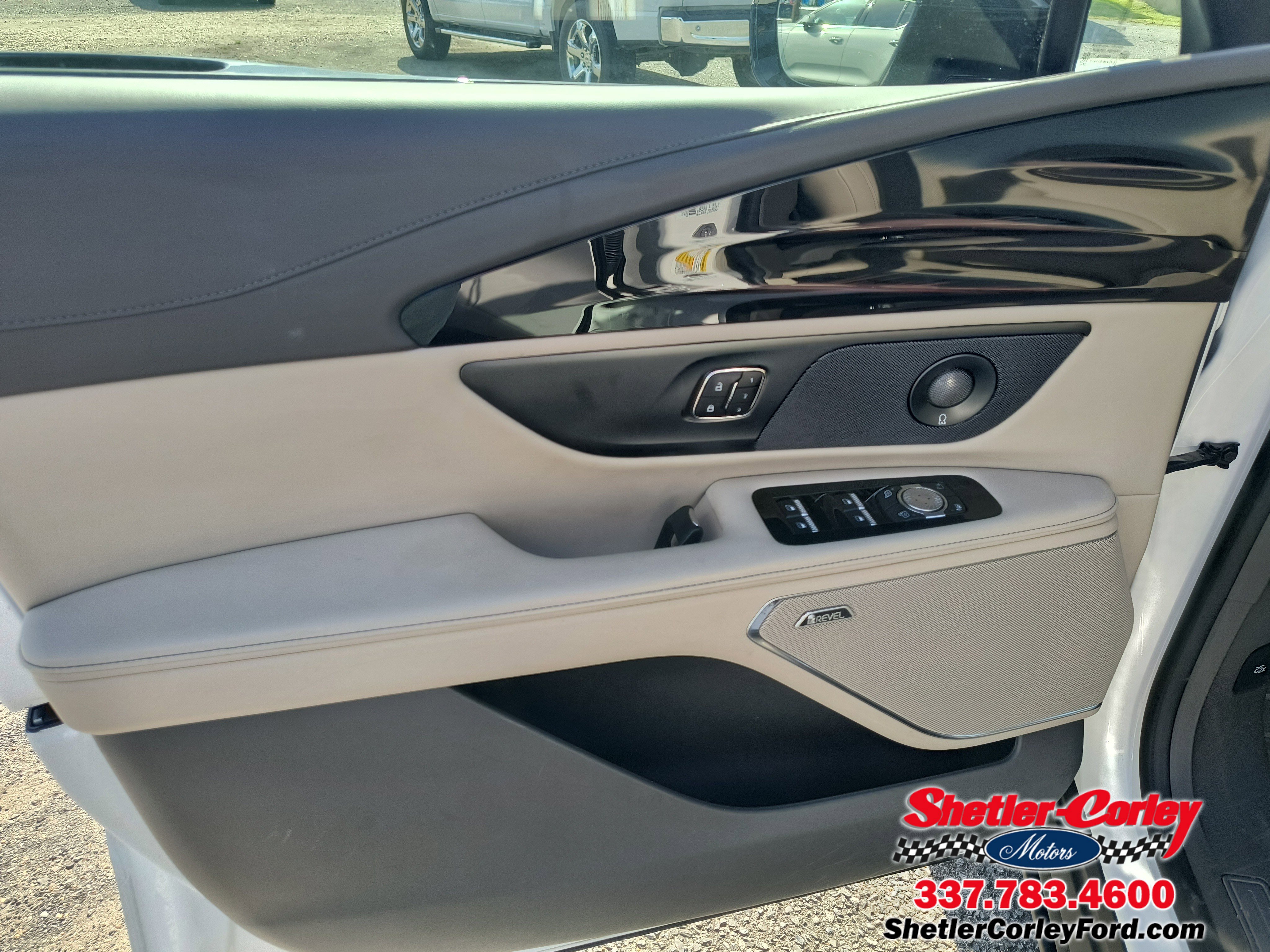 Used 2024 Lincoln Nautilus Premier w/ Equipment Group 102A image 16