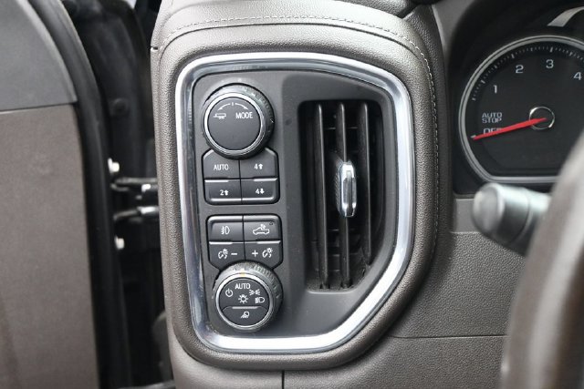 Used 2021 Chevrolet Silverado 1500 LTZ AWD/4WD image 27