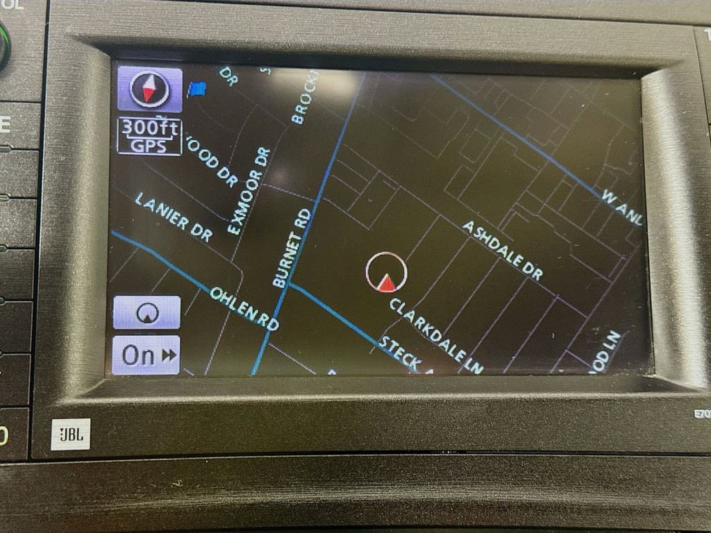 Used 2011 Toyota Prius Five w/ Advanced Technology Pkg image 15