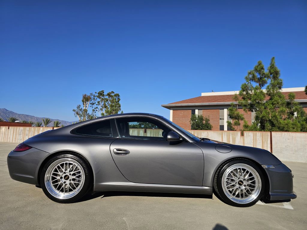 Used 2010 Porsche 911 Carrera image 5