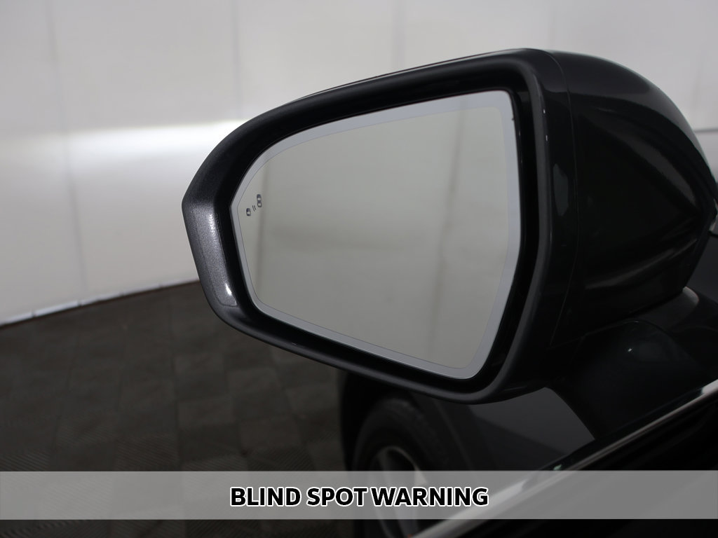 Used 2023 Lincoln Nautilus Reserve AWD/4WD image 6