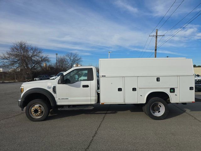 Used 2019 Ford F550 2WD Regular Cab Super Duty image 7