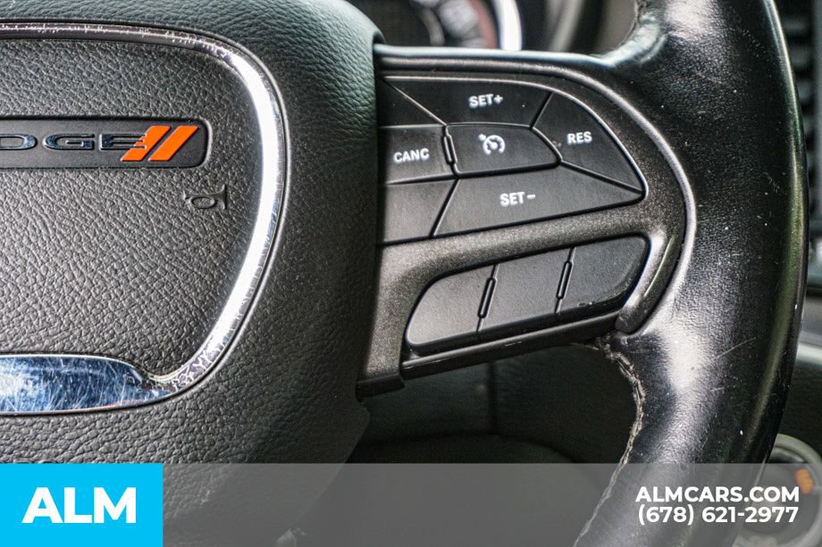 Used 2019 Dodge Challenger SXT RWD image 27