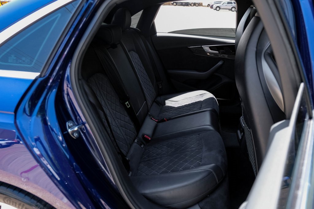 Used 2022 Audi S4 Premium Plus w/ Premium Plus Package image 34