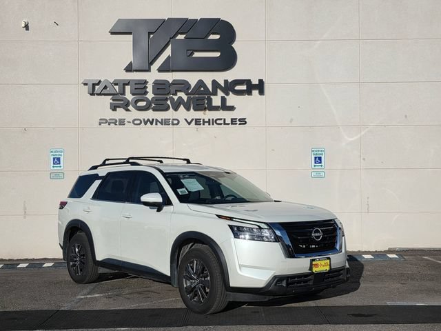 Used 2022 Nissan Pathfinder SV w/ Cargo Package FWD image 5
