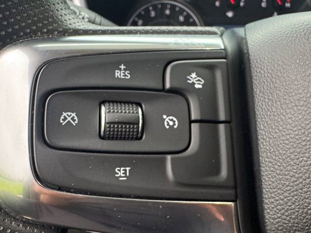 Used 2023 Chevrolet Blazer LT w/ Convenience Package FWD image 7