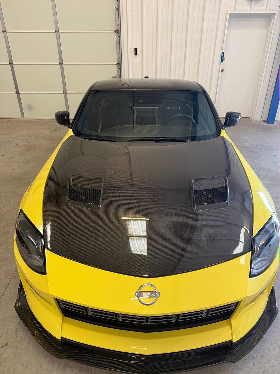 Used 2023 Nissan Z w/ Floor Mat Package (L93) image 2