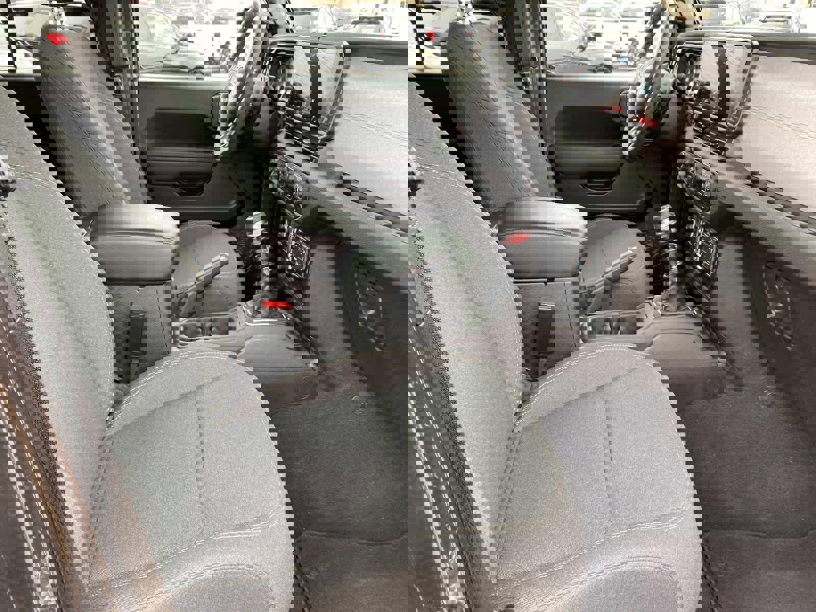 Certified 2025 Jeep Wrangler Sport S image 23