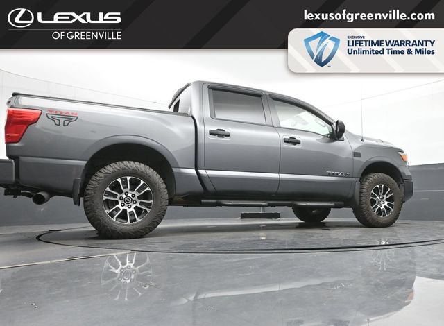 Used 2021 Nissan Titan SV w/ SV Convenience Package AWD/4WD image 12