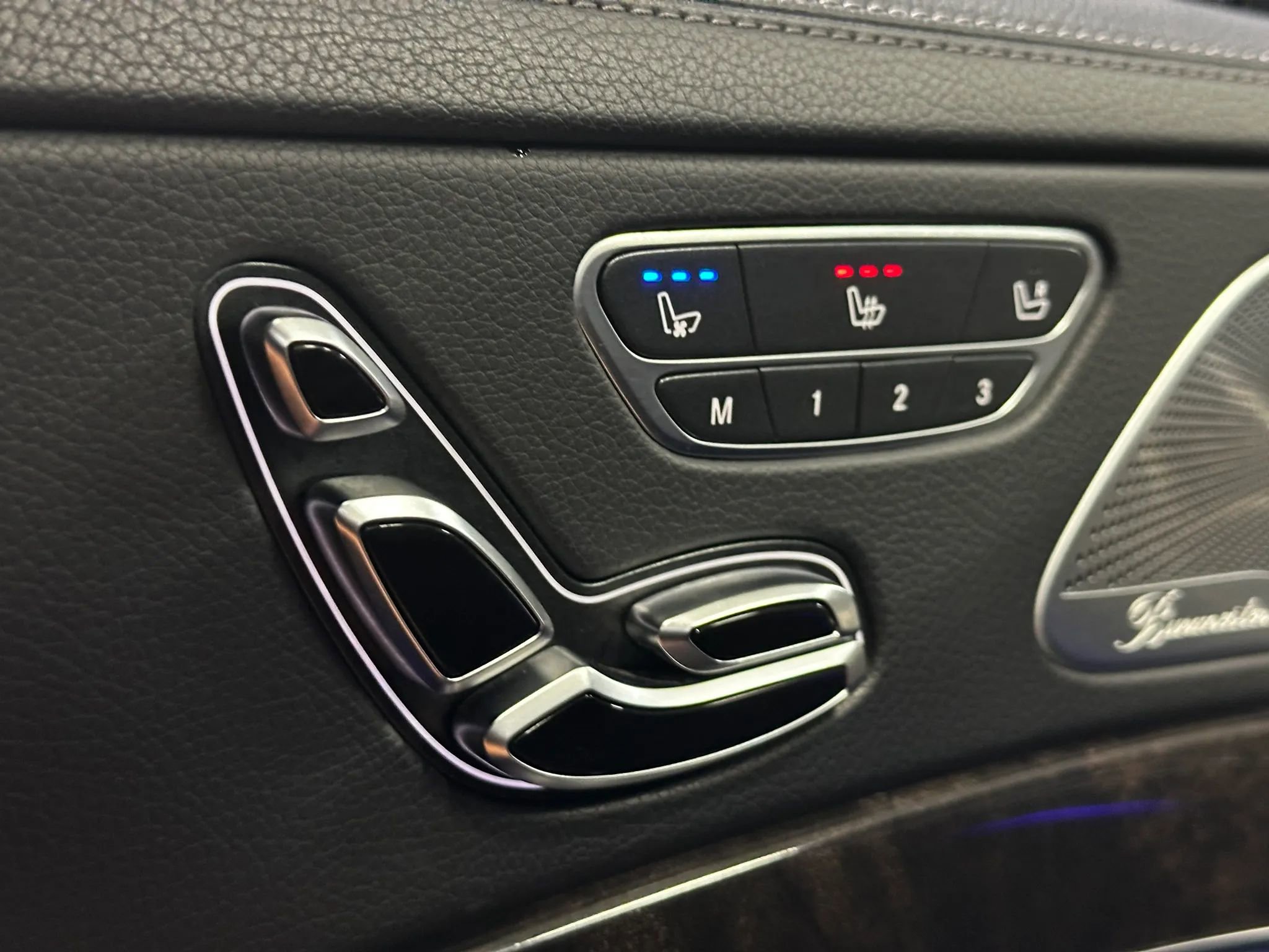 Used 2016 Mercedes-Benz S 550 Sedan image 33