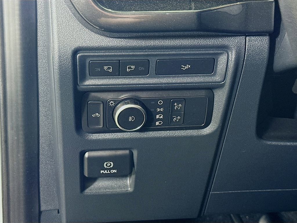 Used 2022 Ford F150 XLT w/ Equipment Group 302A High image 20