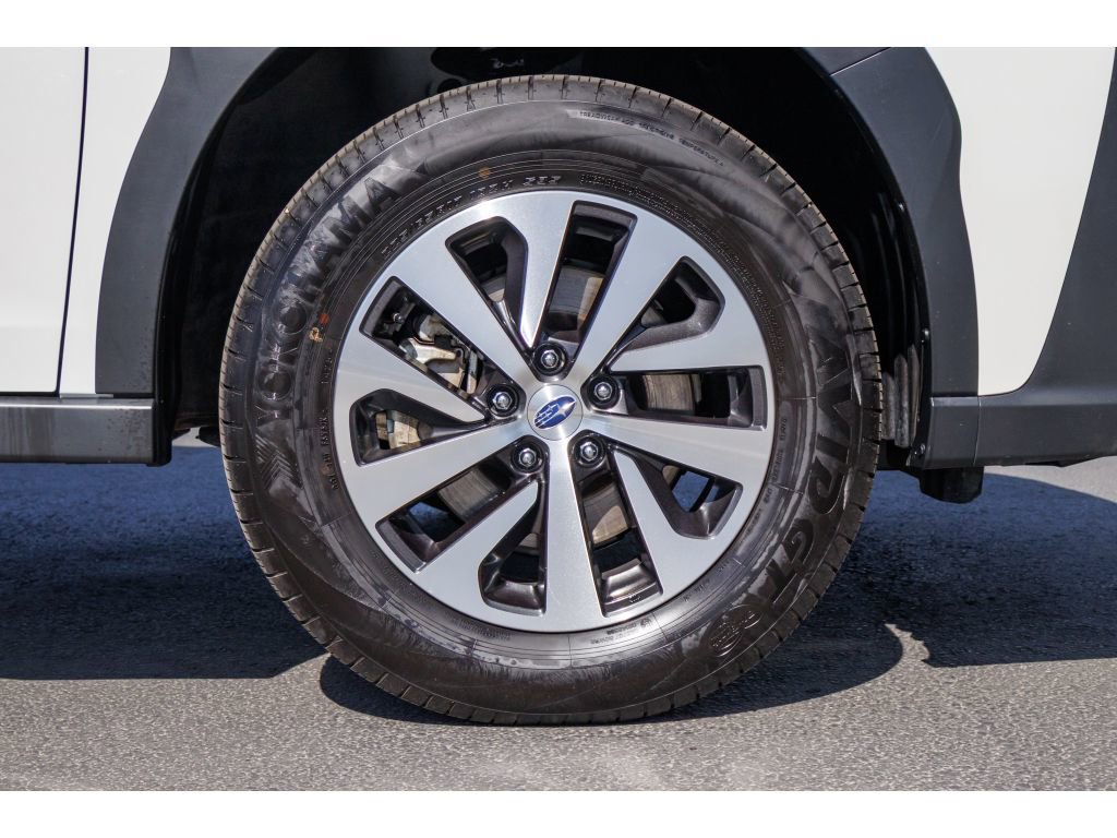 Certified 2025 Subaru Outback Premium AWD/4WD image 9