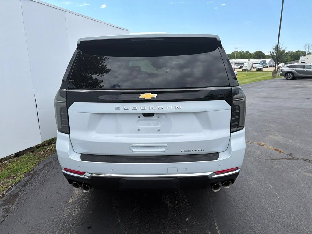 New 2026 Chevrolet Suburban Premier AWD/4WD image 14