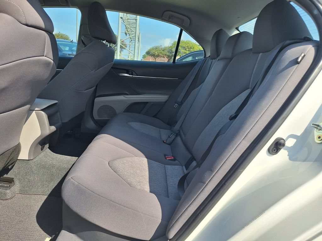 Used 2024 Toyota Camry LE FWD image 10