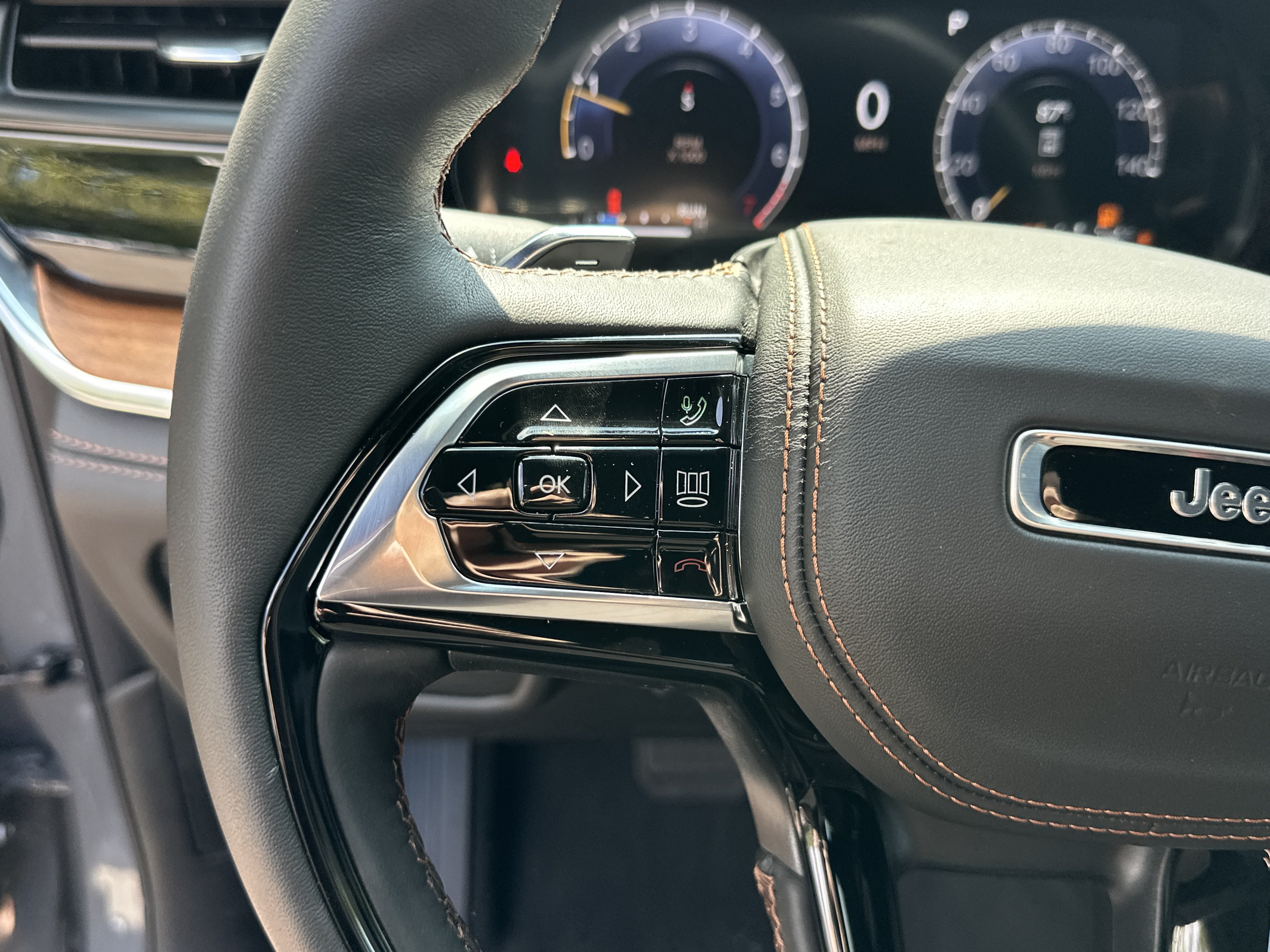 New 2027 Jeep Grand Cherokee Summit AWD/4WD image 10