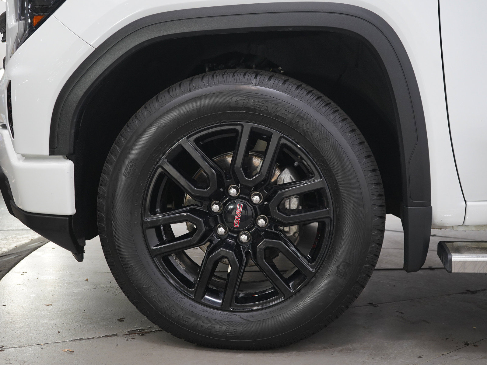Used 2023 GMC Sierra 1500 Pro w/ Graphite Edition AWD/4WD image 31