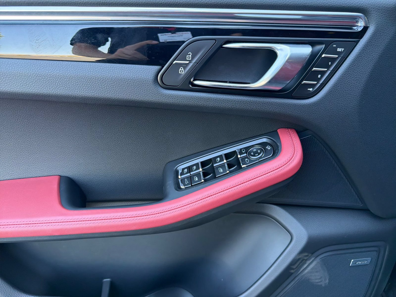 New 2026 Porsche Macan AWD/4WD image 12