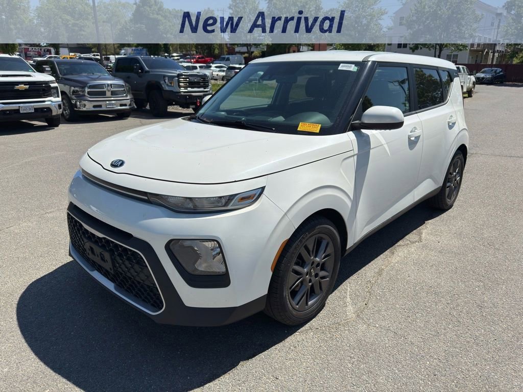 Used 2021 Kia Soul S FWD image 1
