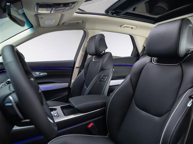 New 2026 Genesis GV70 2.5T Advanced image 19