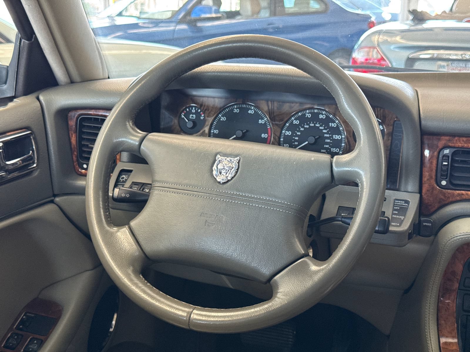 Used 1997 Jaguar XJ6 L RWD image 15