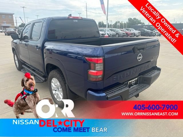 Used 2023 Nissan Frontier SV w/ Tow Package AWD/4WD image 3