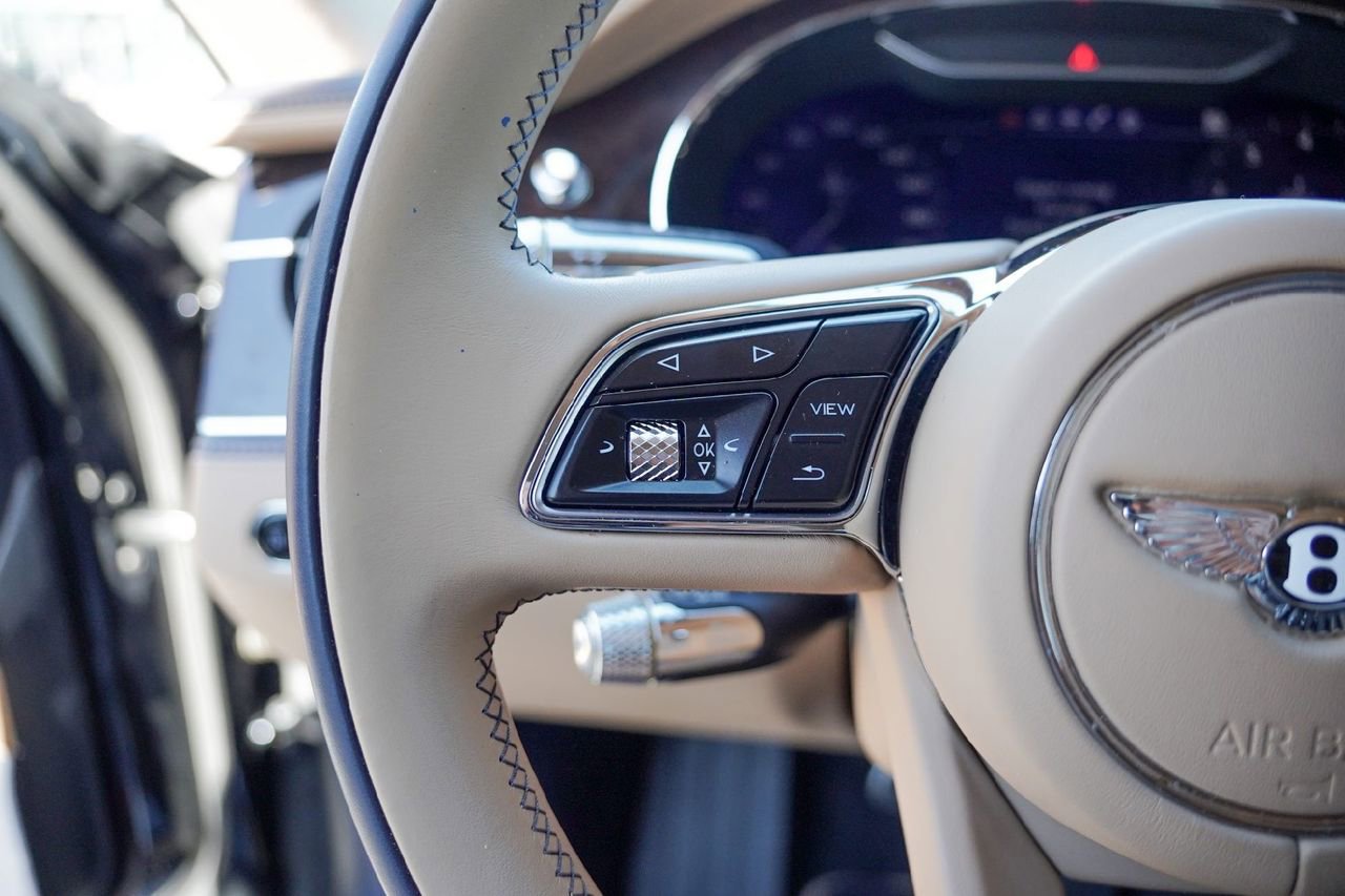 Certified 2023 Bentley Flying Spur W12 image 22