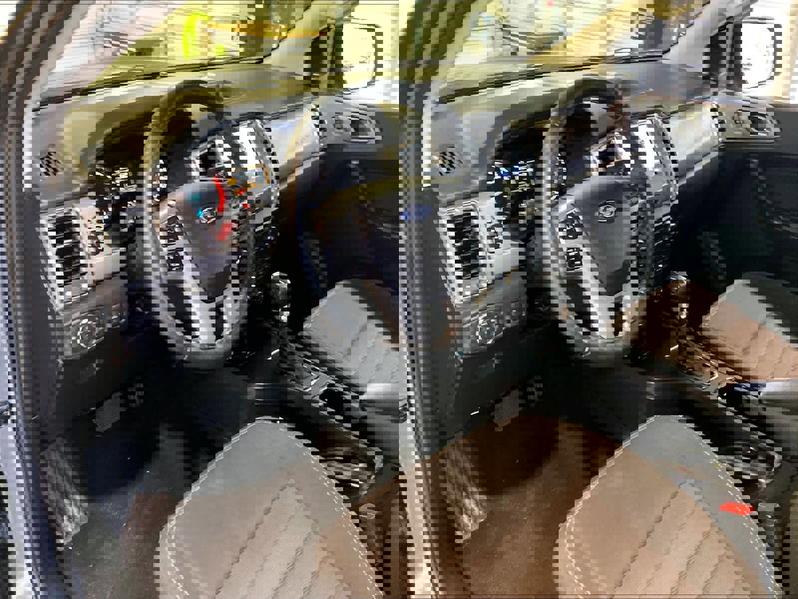 Used 2020 Ford Ranger XLT w/ Equipment Group 301A Mid image 15