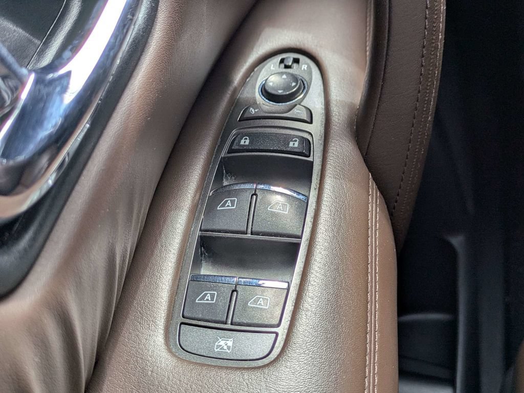 Used 2021 Nissan Armada Platinum RWD image 26