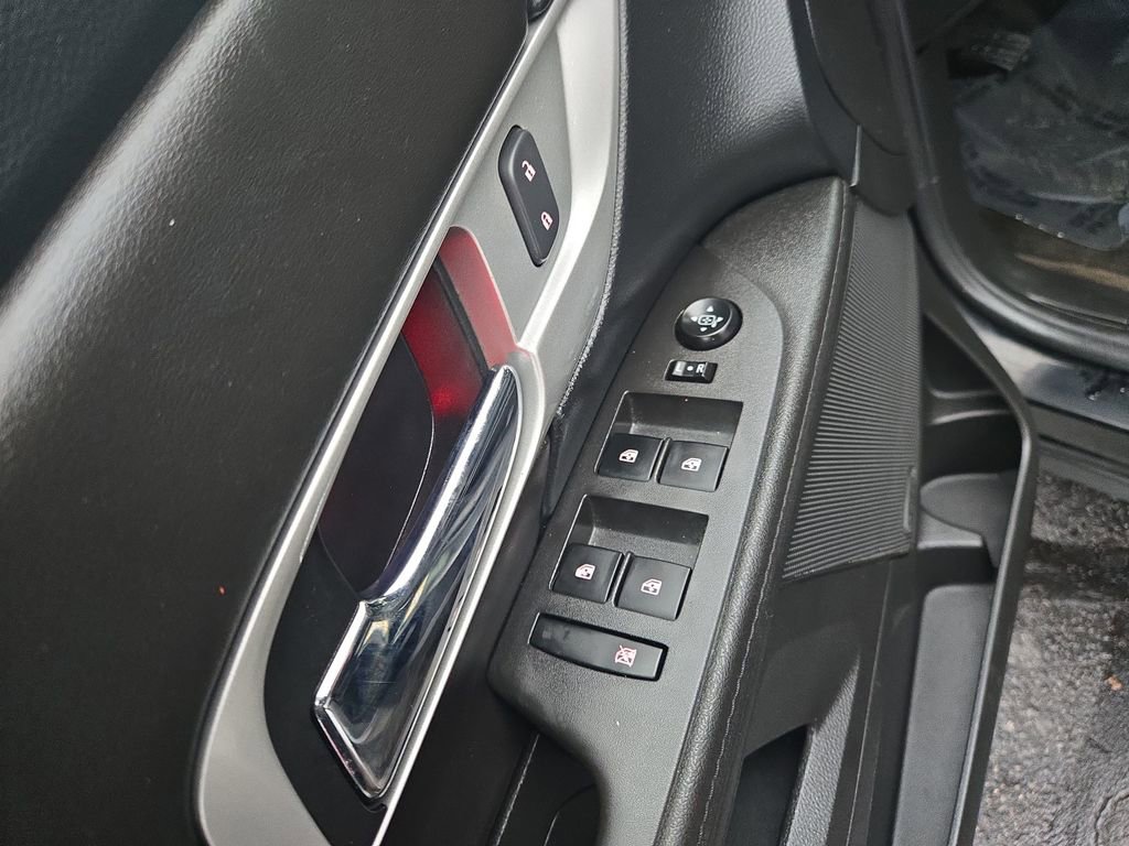 Used 2017 GMC Terrain SLT w/ Open Road Package image 14