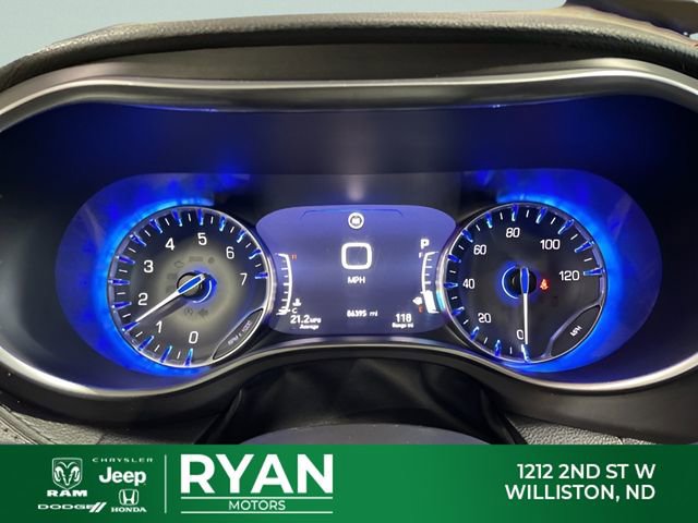 Used 2020 Chrysler Pacifica Limited image 23