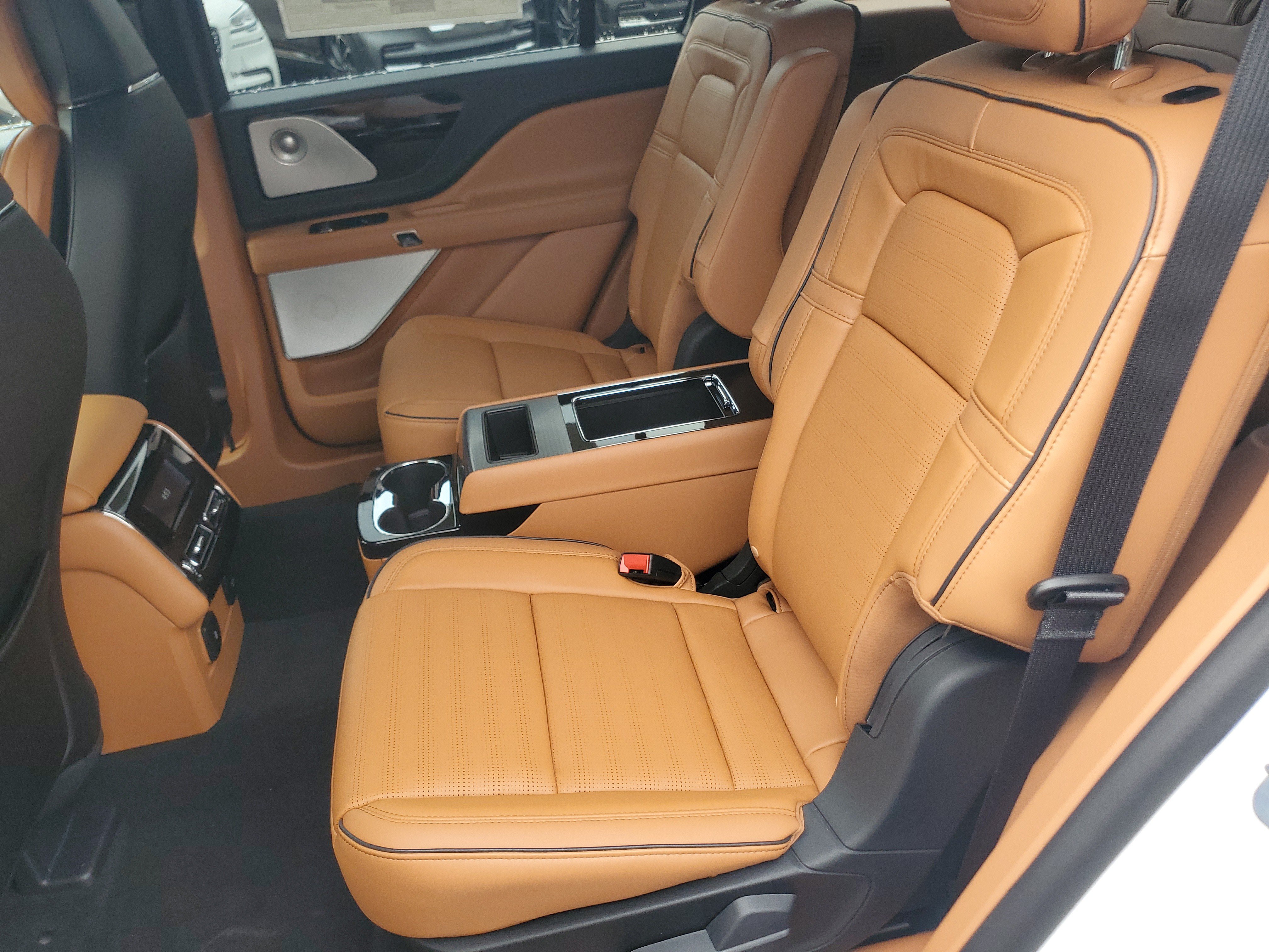 New 2027 Lincoln Aviator Black Label w/ Dynamic Handling Package AWD/4WD image 27