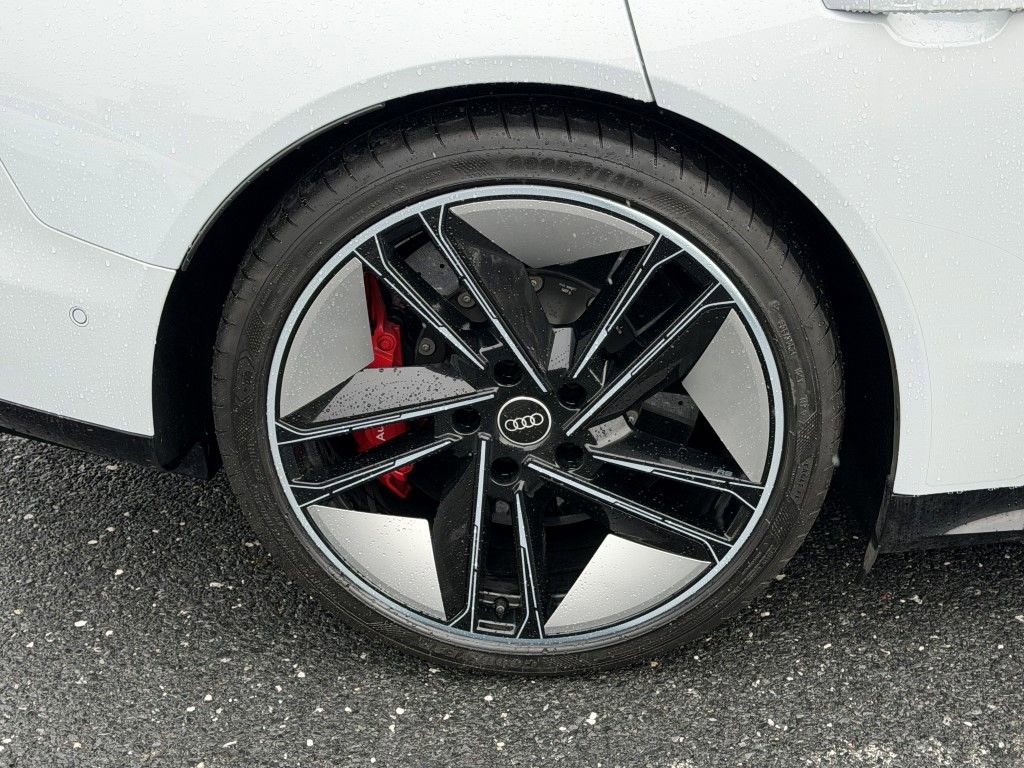 Certified 2022 Audi RS e-tron GT w/ Year 1 Package image 11