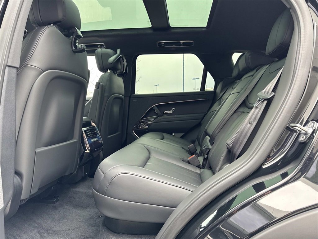 New 2026 Land Rover Range Rover Sport SE image 14