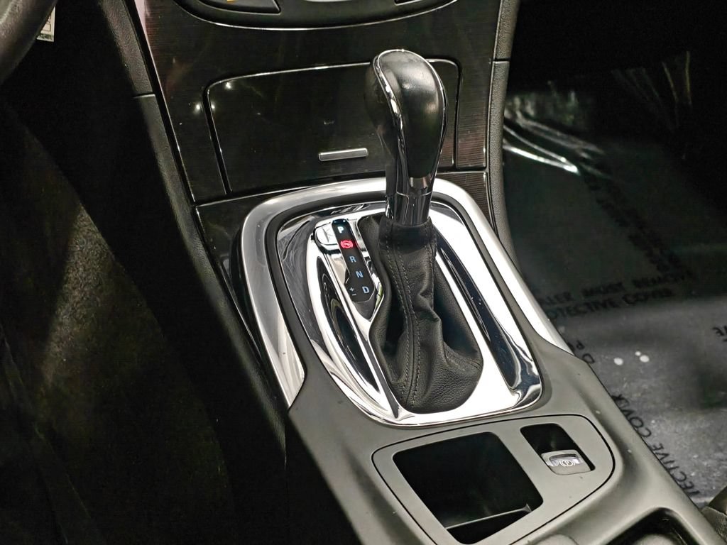 Used 2017 Buick Regal Sport Touring FWD image 9