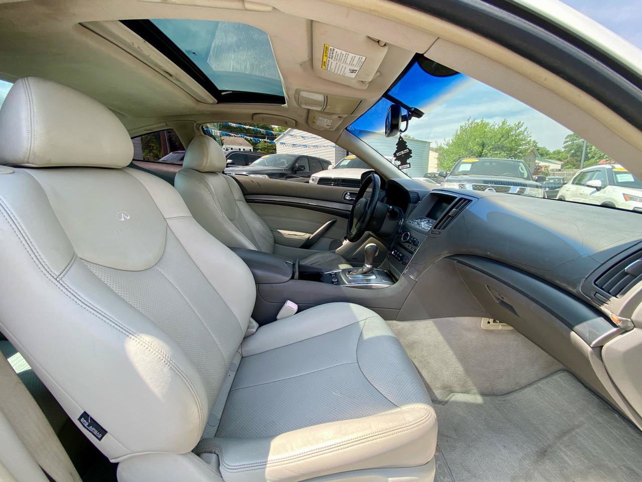 Used 2012 INFINITI G37 Journey w/ Premium Pkg RWD image 9