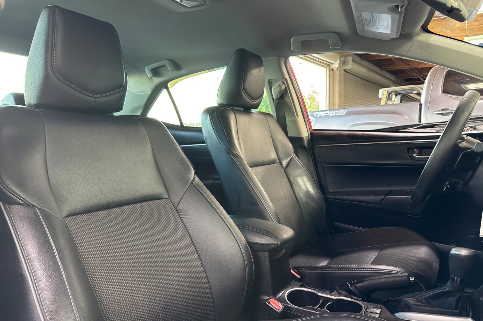 Used 2014 Toyota Corolla S FWD image 31