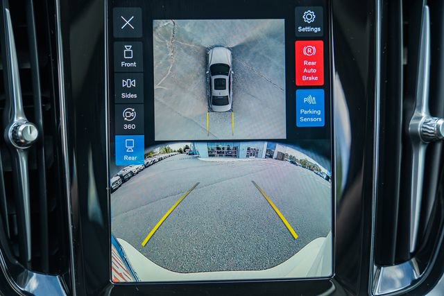 Used 2025 Volvo S60 B5 Plus image 41