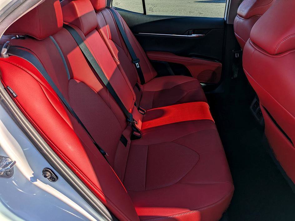 Used 2021 Toyota Camry XSE image 30