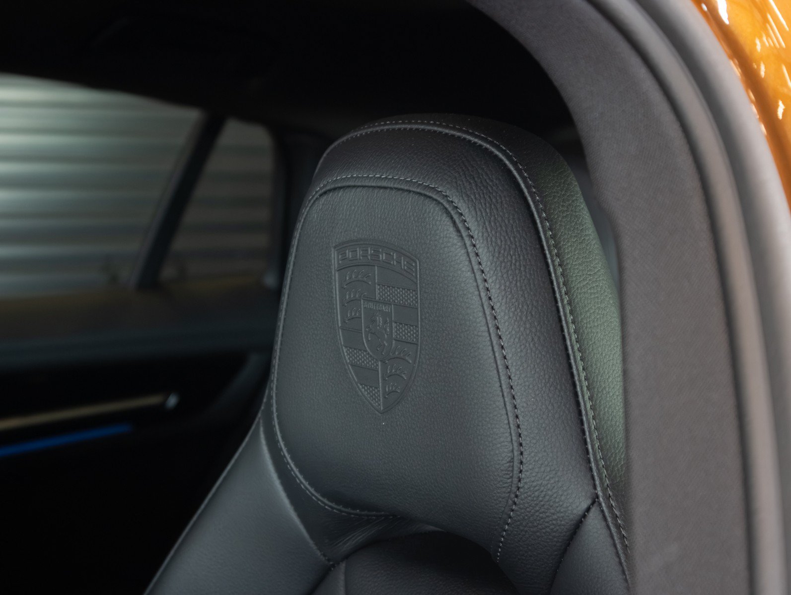 Used 2025 Porsche Panamera RWD image 6