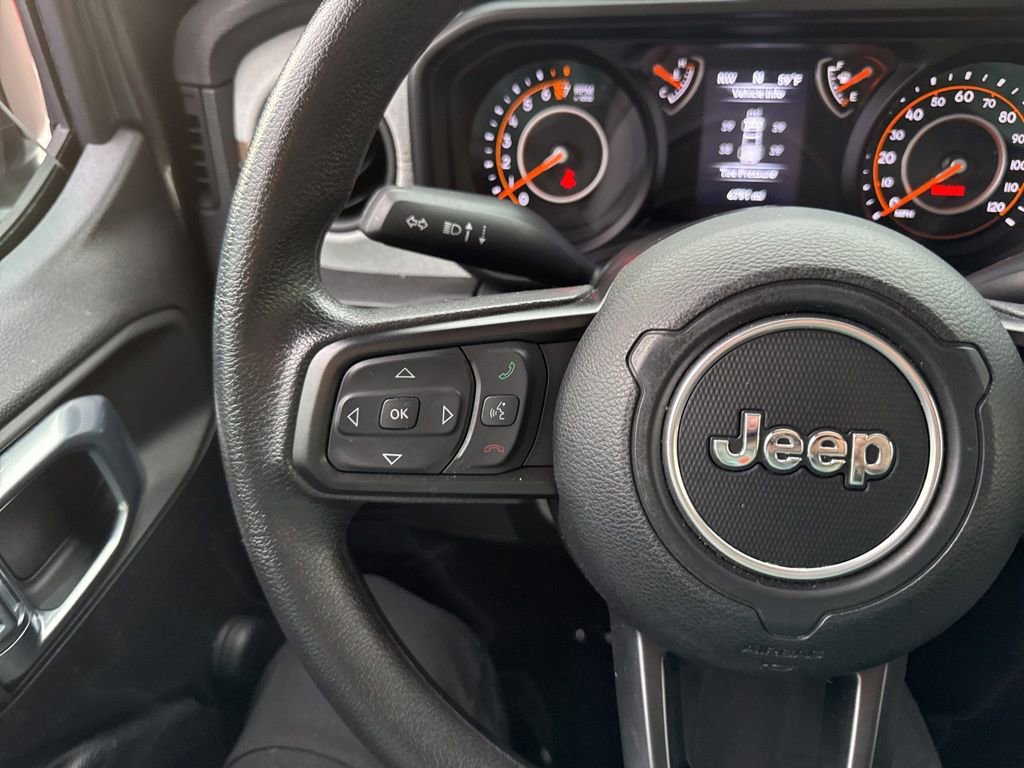 Used 2024 Jeep Gladiator Sport image 17