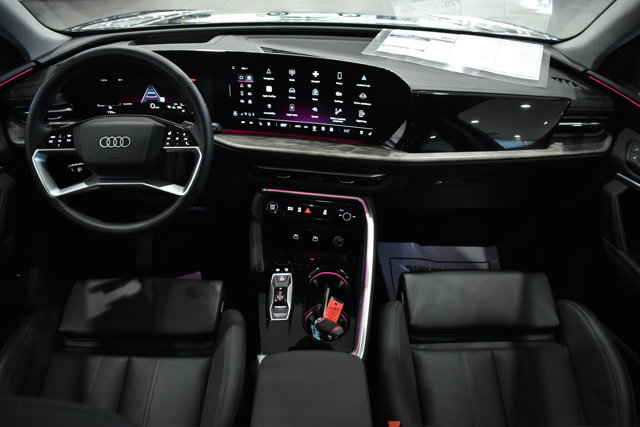 Used 2025 Audi Q5 Premium Plus w/ Premium Plus AWD/4WD image 15