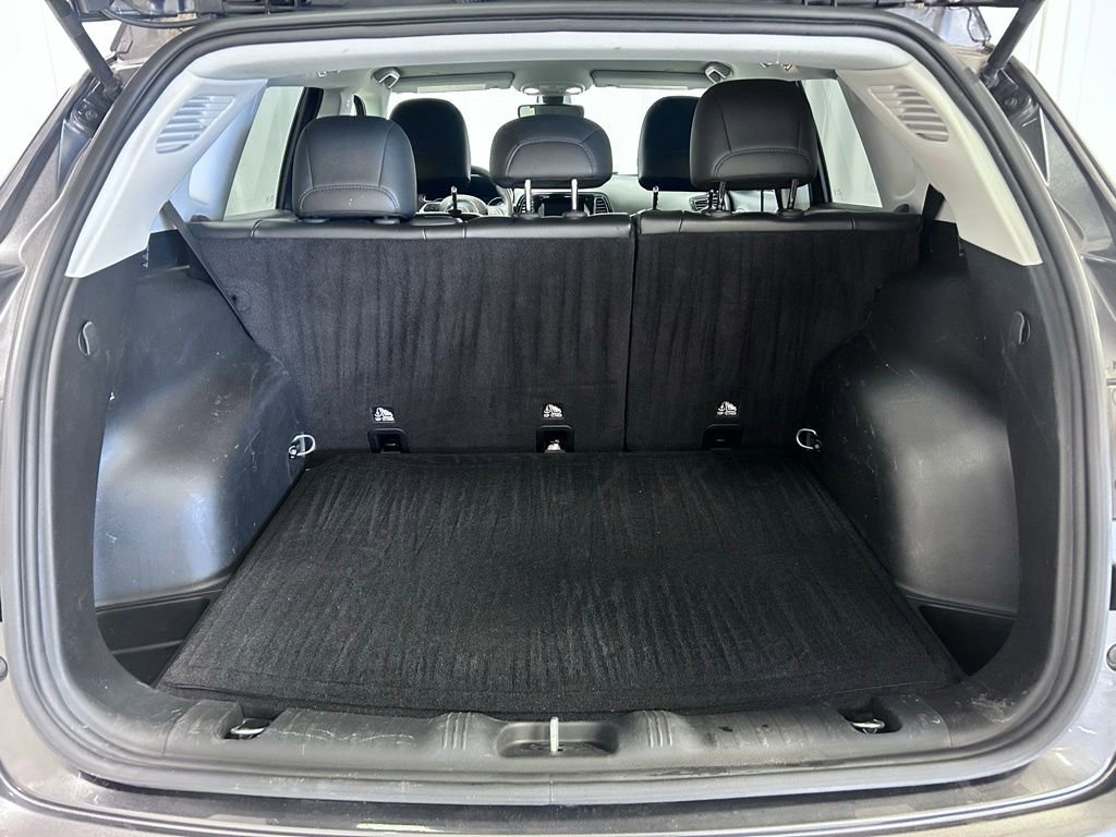 Used 2020 Jeep Compass Latitude image 26