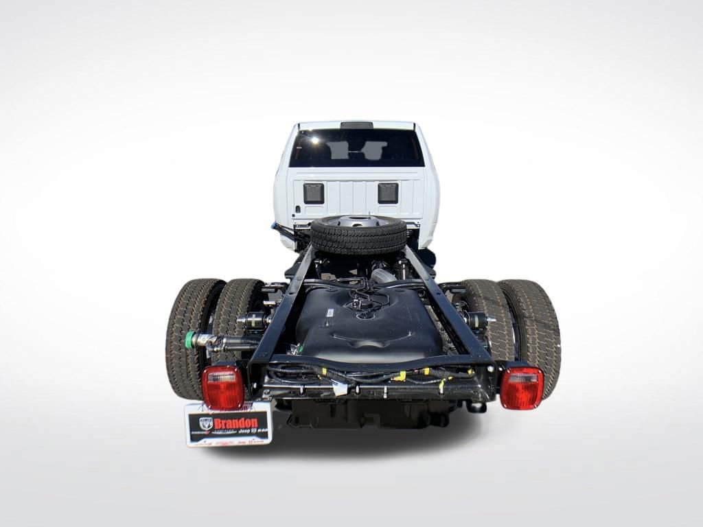 New 2026 RAM 5500 Tradesman w/ Chrome Appearance Group image 32