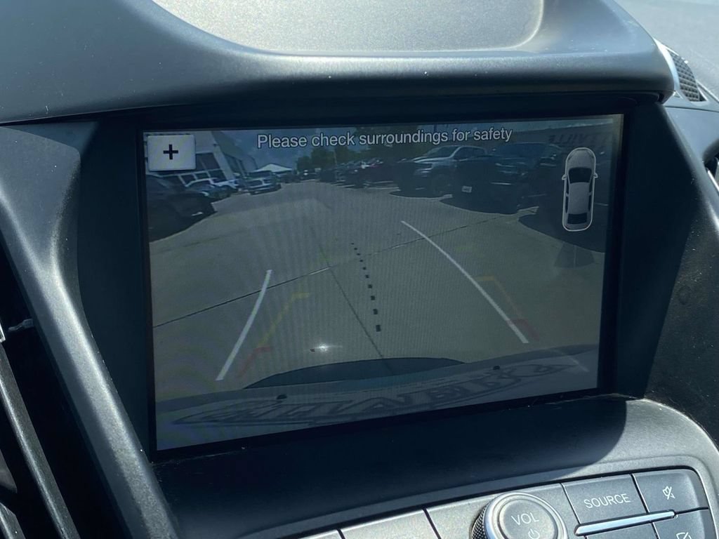 Used 2019 Ford Escape SEL FWD image 25