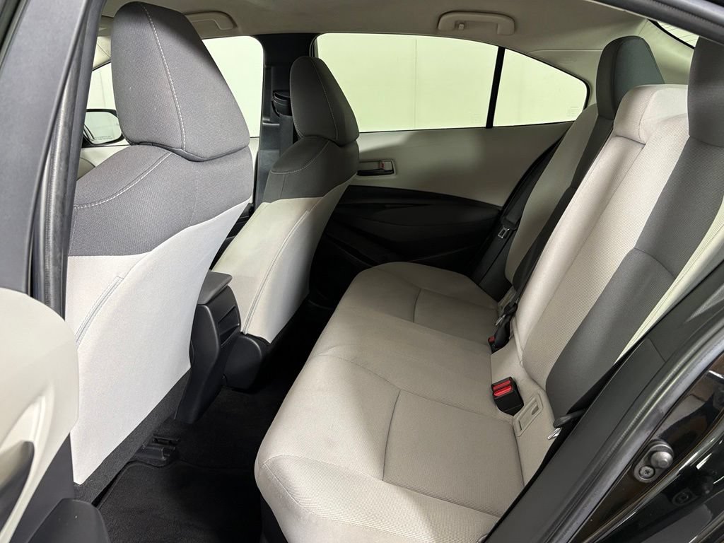 Used 2022 Toyota Corolla LE w/ Carpet Mat Package (TMS) FWD image 34